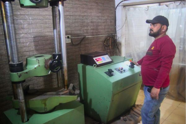 Testing Machine